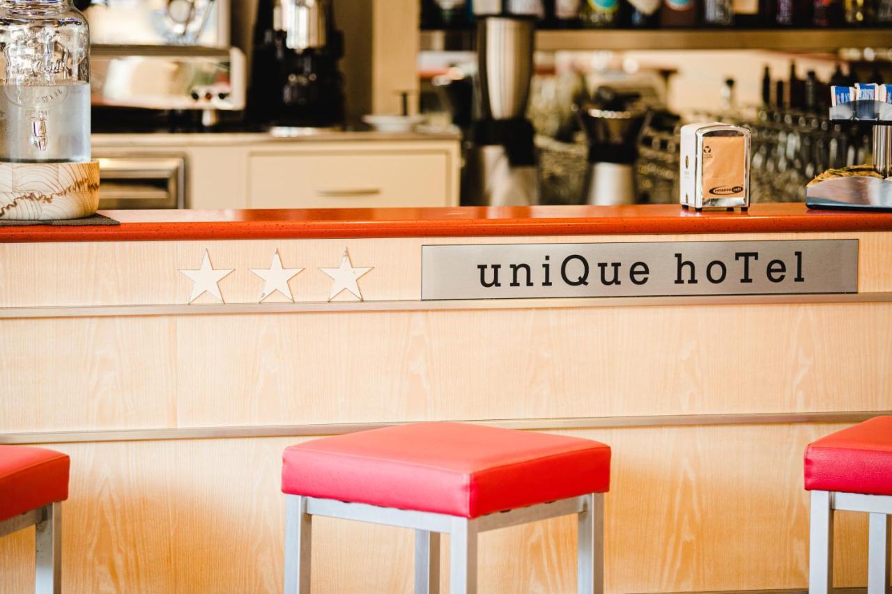 צ'סנטיקו Unique Hotel מראה חיצוני תמונה