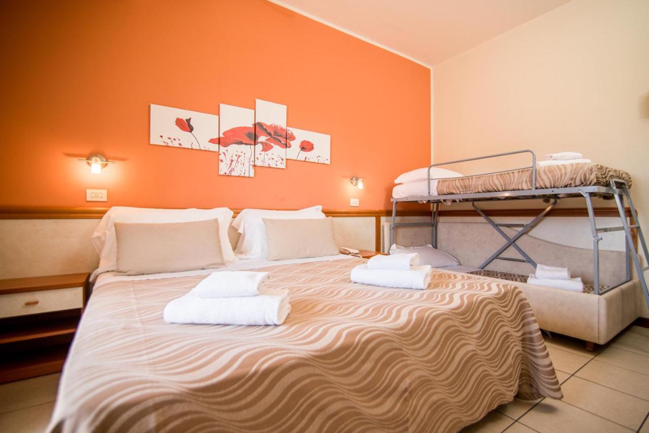 צ'סנטיקו Unique Hotel מראה חיצוני תמונה