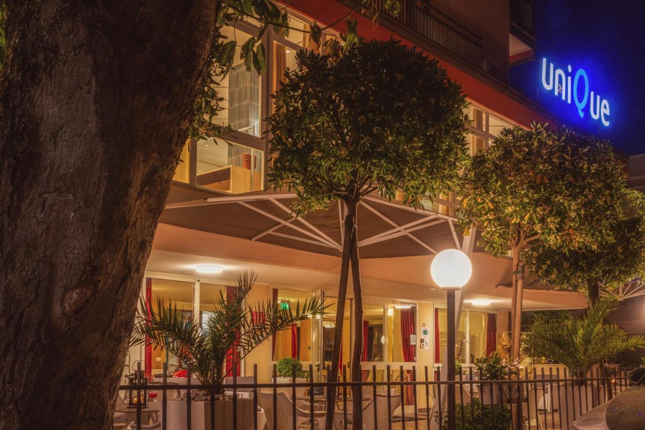 צ'סנטיקו Unique Hotel מראה חיצוני תמונה